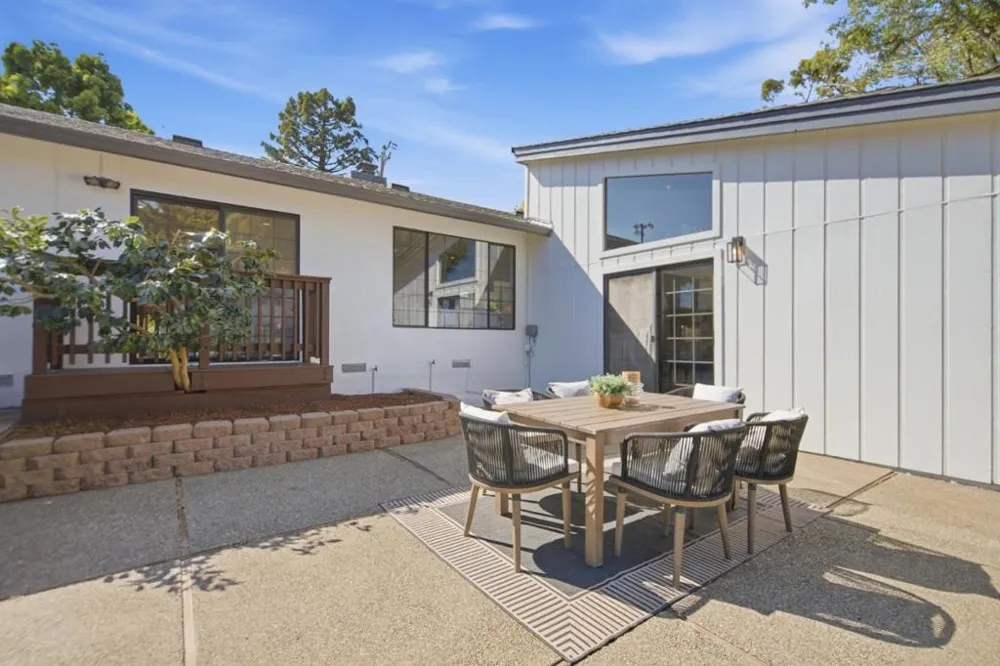 3402 Hillcrest Drive Belmont, CA 94002