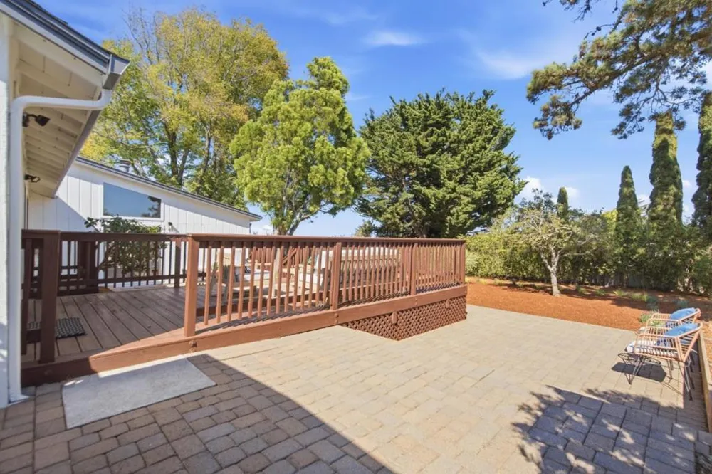 3402 Hillcrest Drive Belmont, CA 94002