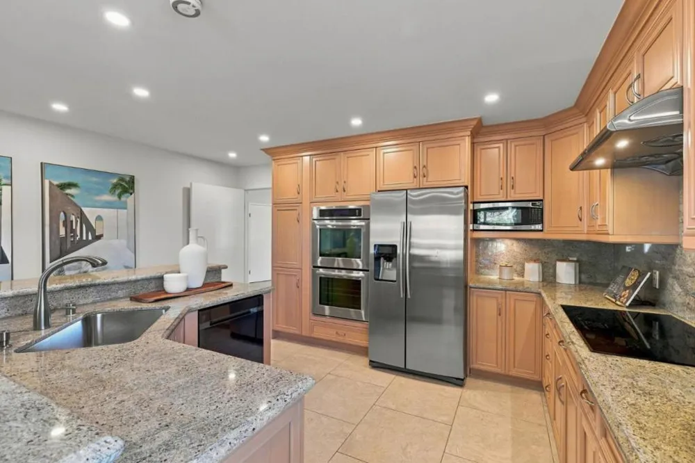 3291 Melendy Drive San Carlos, CA 94070