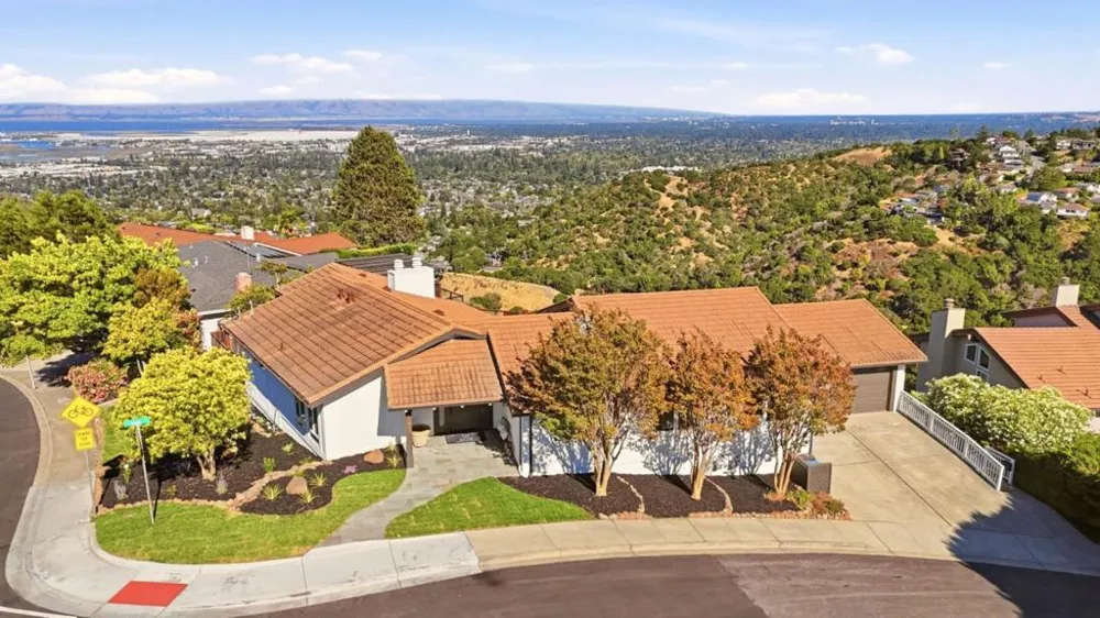 3291 Melendy Drive San Carlos, CA 94070