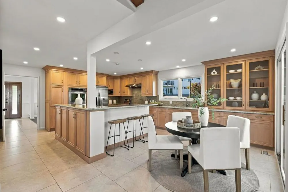 3291 Melendy Drive San Carlos, CA 94070