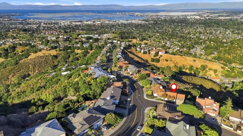 3291 Melendy Drive San Carlos, CA 94070