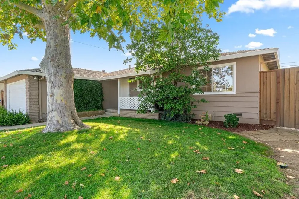 1475 Ginden Court Campbell, CA 95008