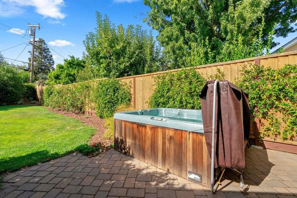 1475 Ginden Court Campbell, CA 95008