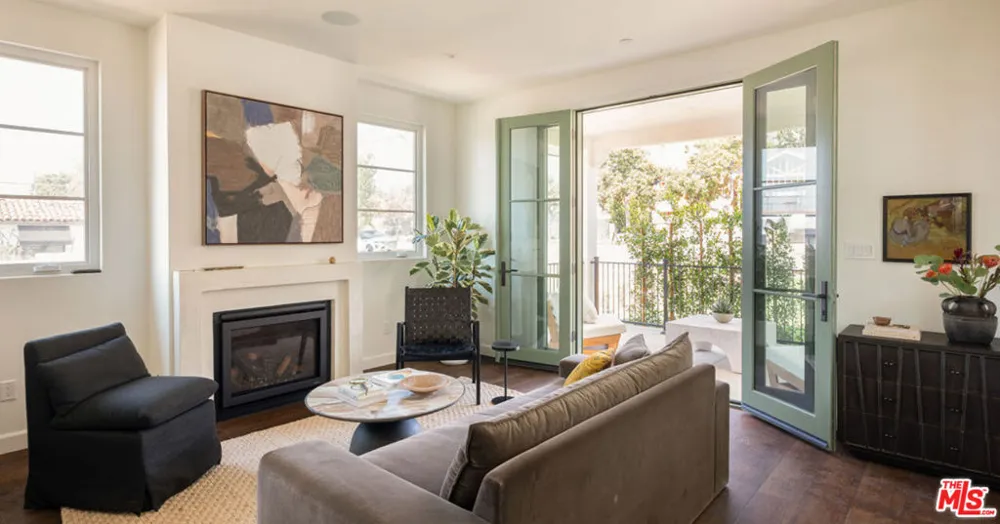 1062 Beverly Way Altadena, CA 91001
