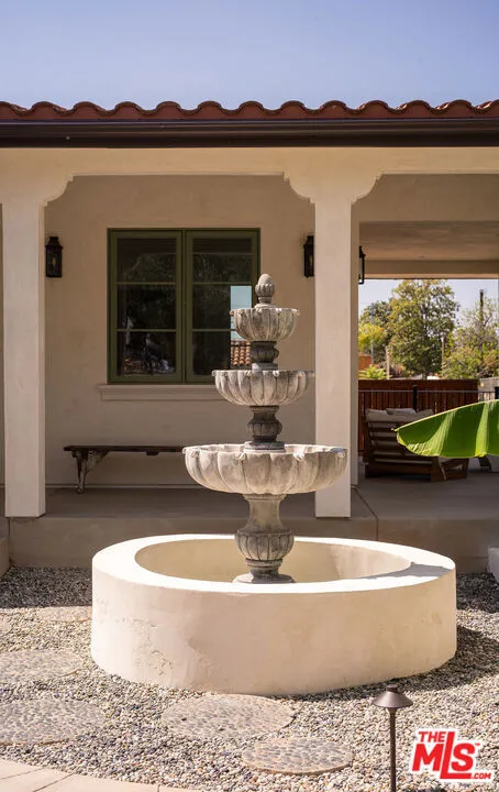 1062 Beverly Way Altadena, CA 91001