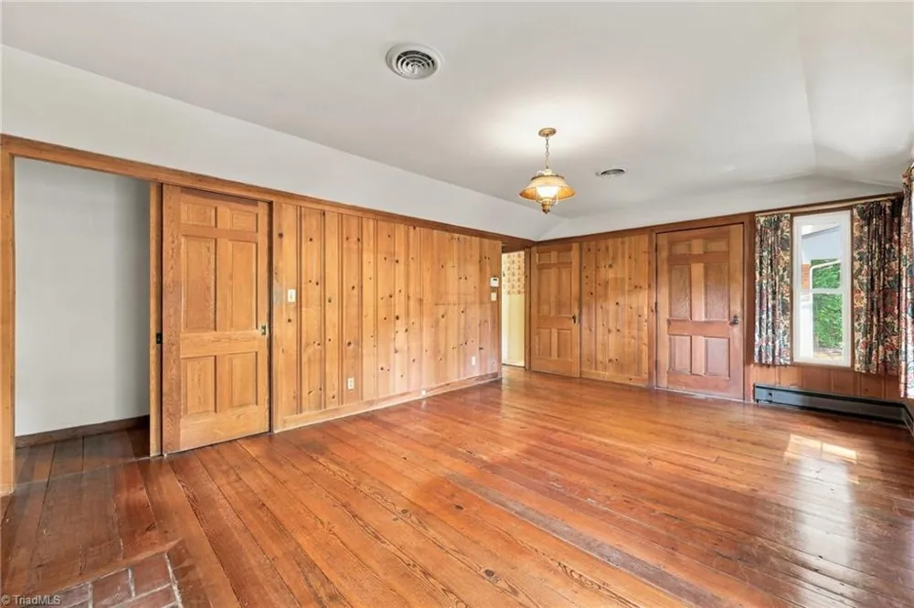 345 Lindley Avenue Asheboro, NC 27203