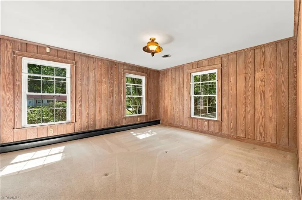 345 Lindley Avenue Asheboro, NC 27203