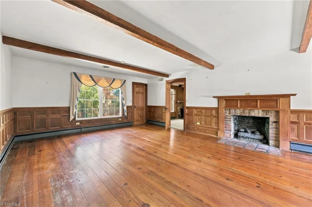 345 Lindley Avenue Asheboro, NC 27203