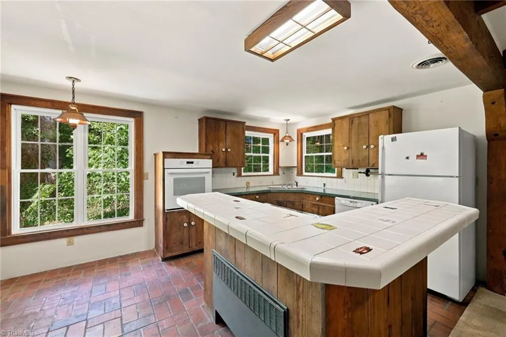 345 Lindley Avenue Asheboro, NC 27203