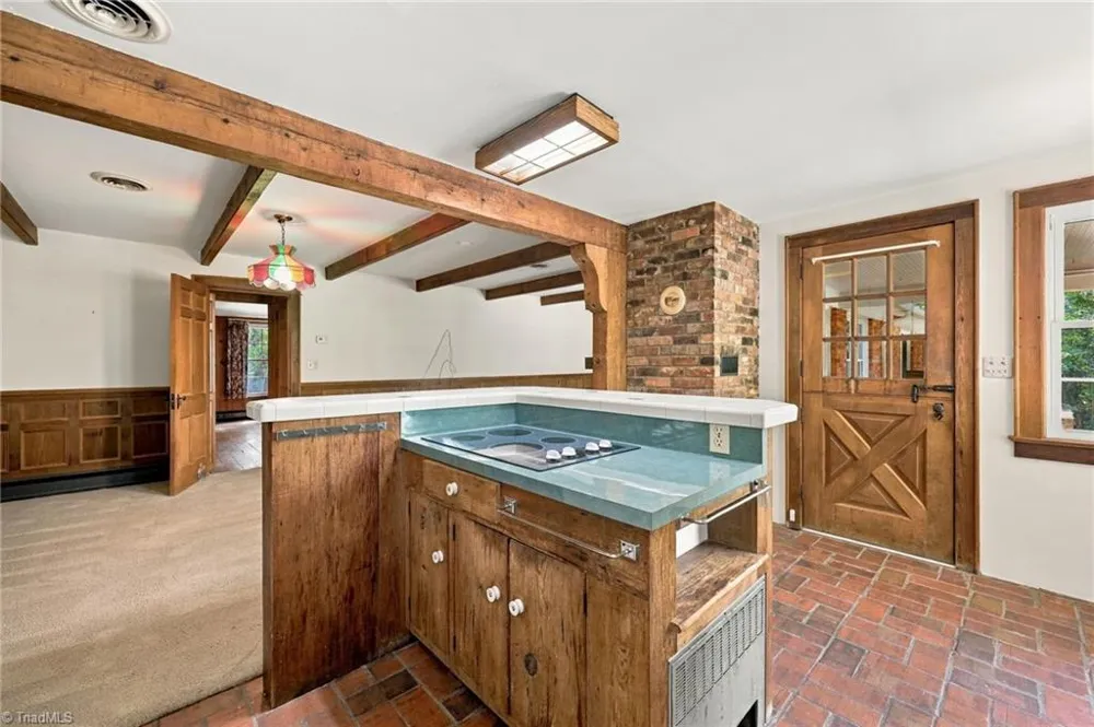 345 Lindley Avenue Asheboro, NC 27203