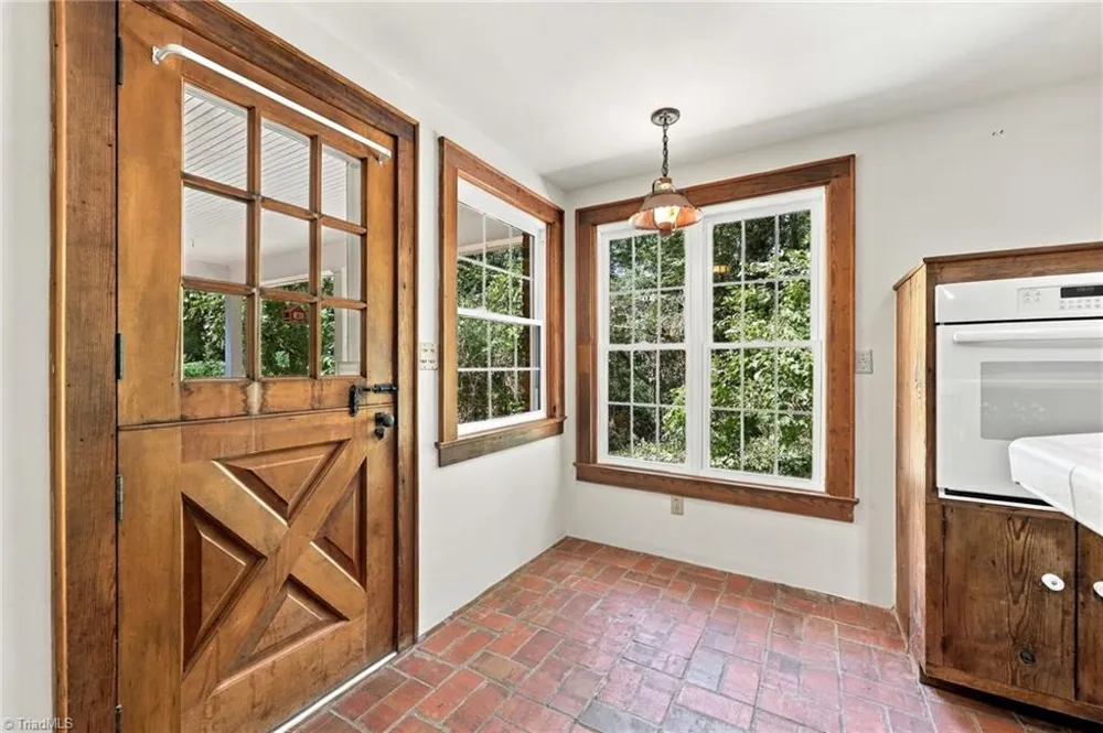 345 Lindley Avenue Asheboro, NC 27203