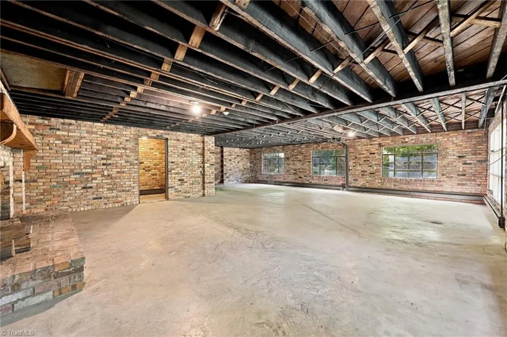 345 Lindley Avenue Asheboro, NC 27203