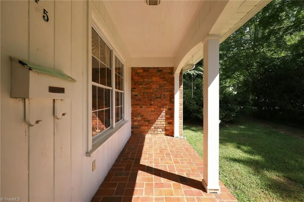 345 Lindley Avenue Asheboro, NC 27203