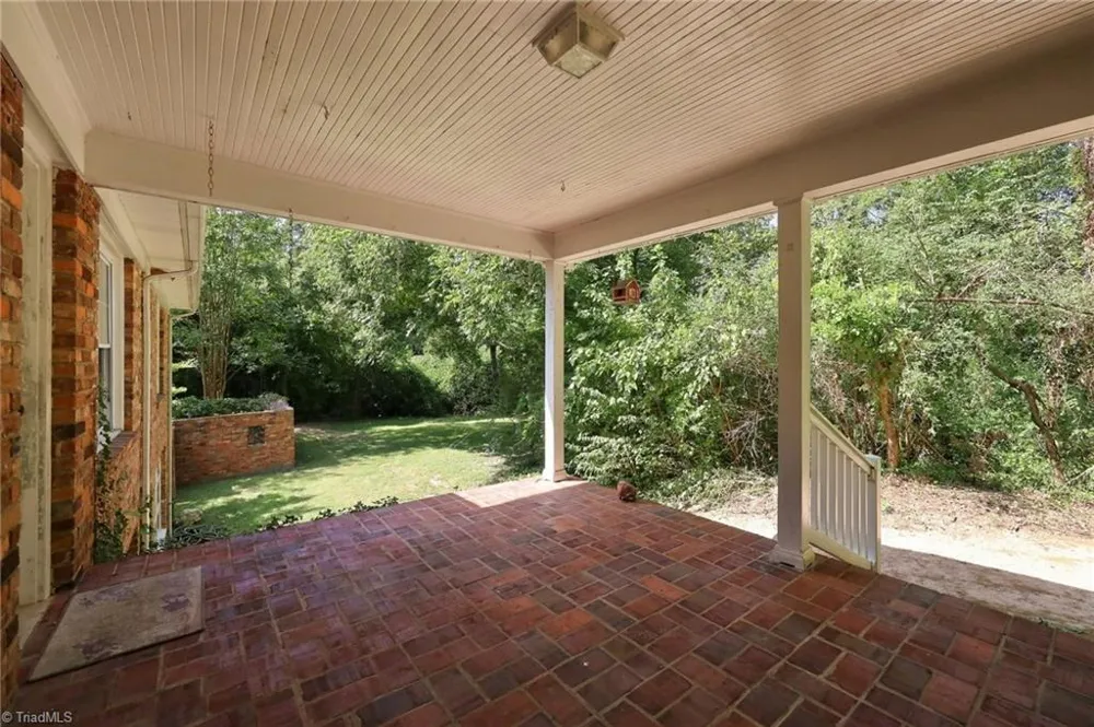345 Lindley Avenue Asheboro, NC 27203