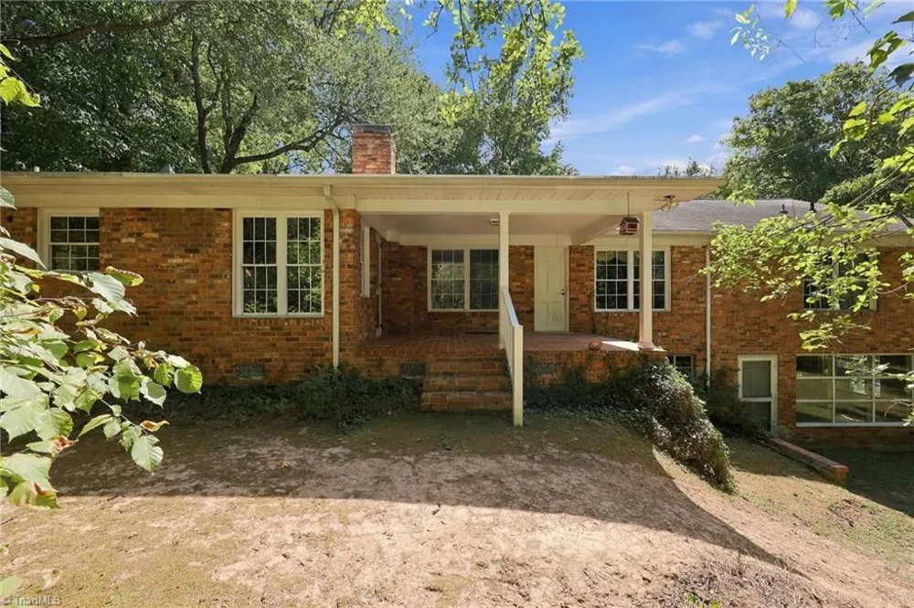 345 Lindley Avenue Asheboro, NC 27203