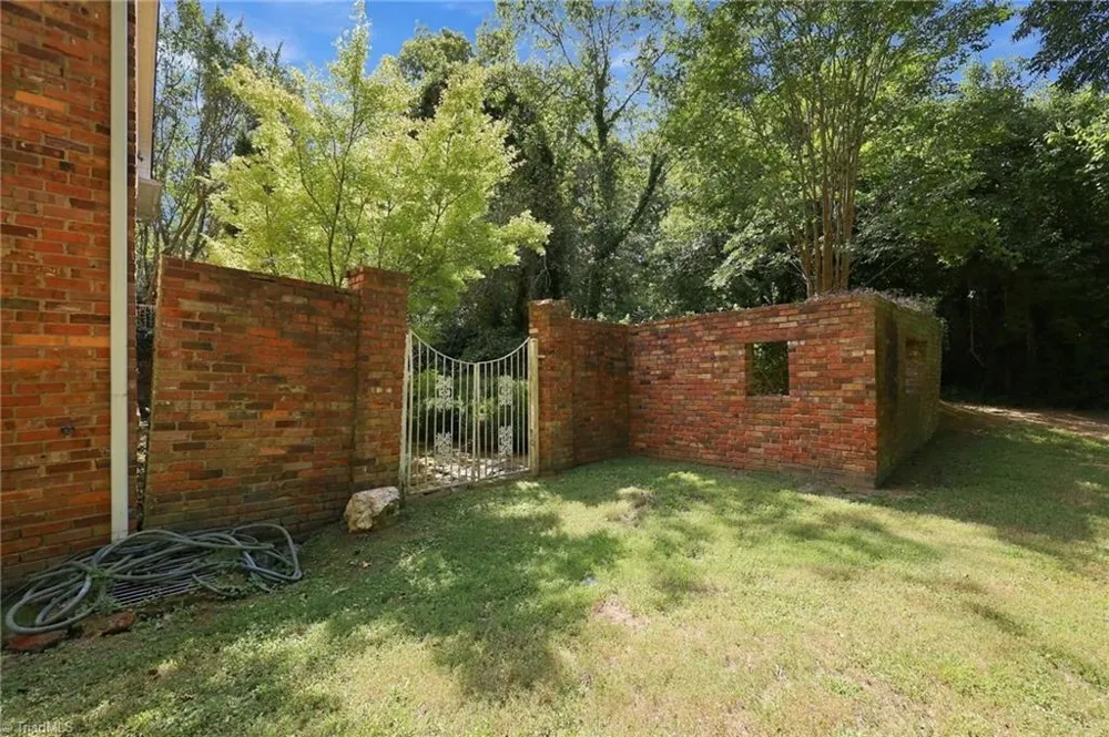 345 Lindley Avenue Asheboro, NC 27203