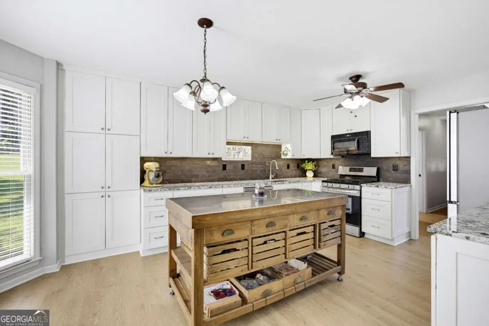 462 Whitby DR Douglasville, GA 30134