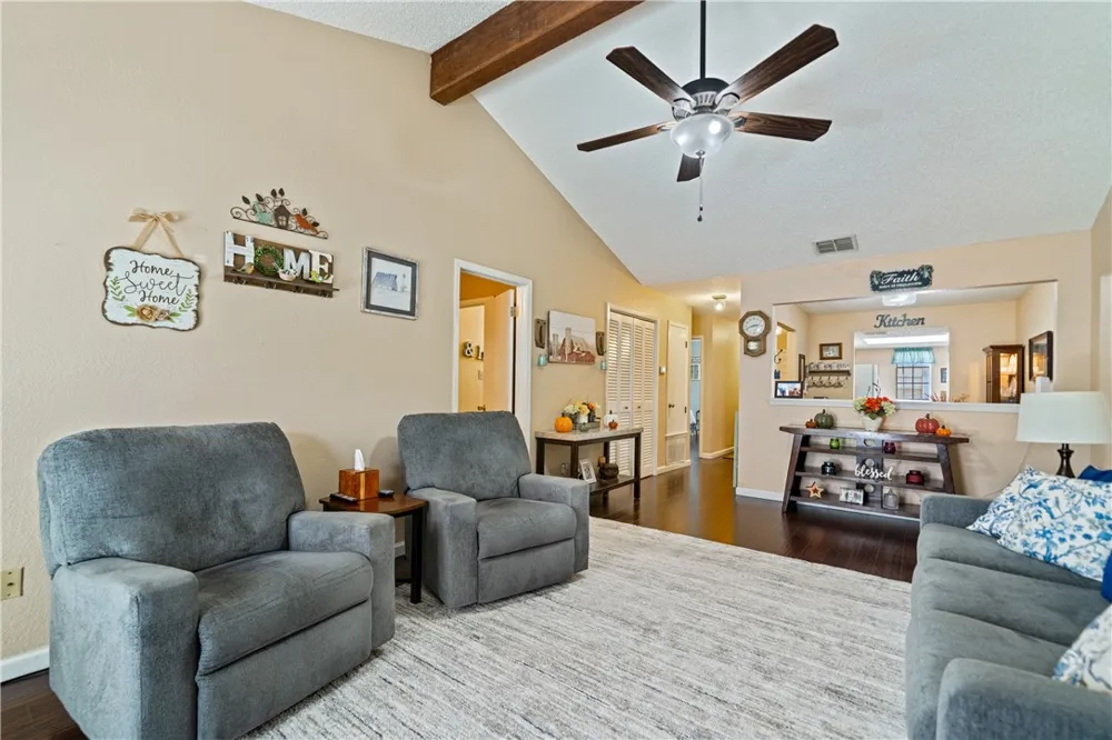 1818 Rodd Field #I5 Corpus Christi, TX 78412