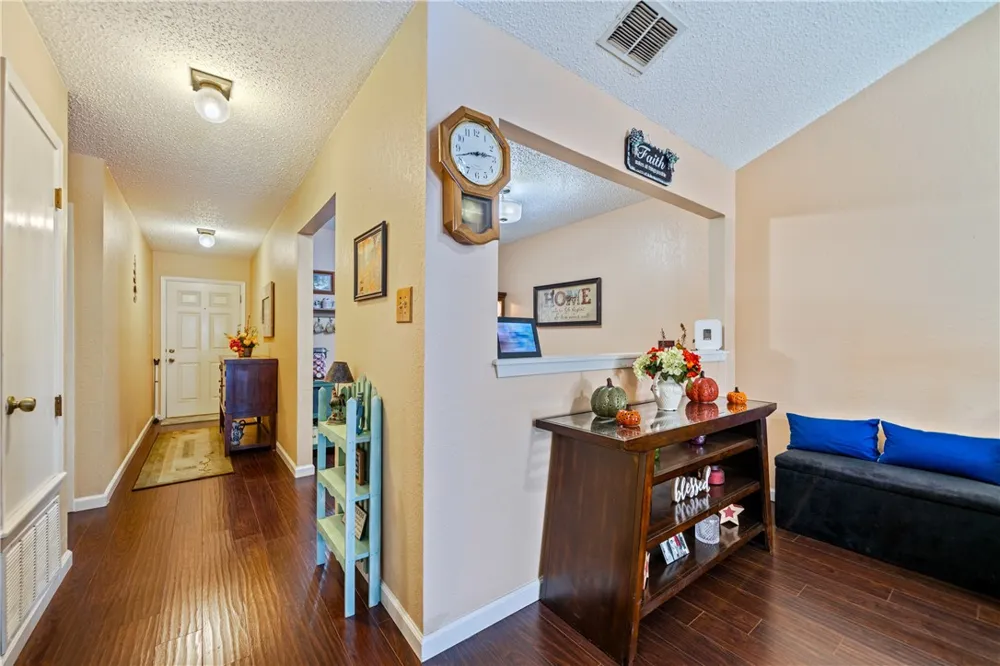 1818 Rodd Field #I5 Corpus Christi, TX 78412