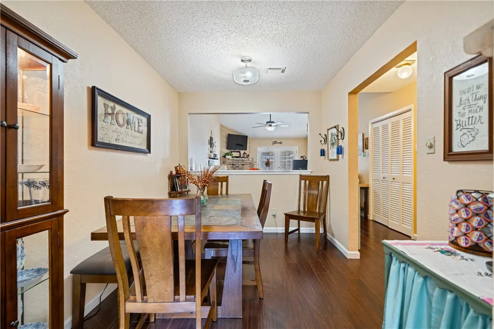 1818 Rodd Field #I5 Corpus Christi, TX 78412