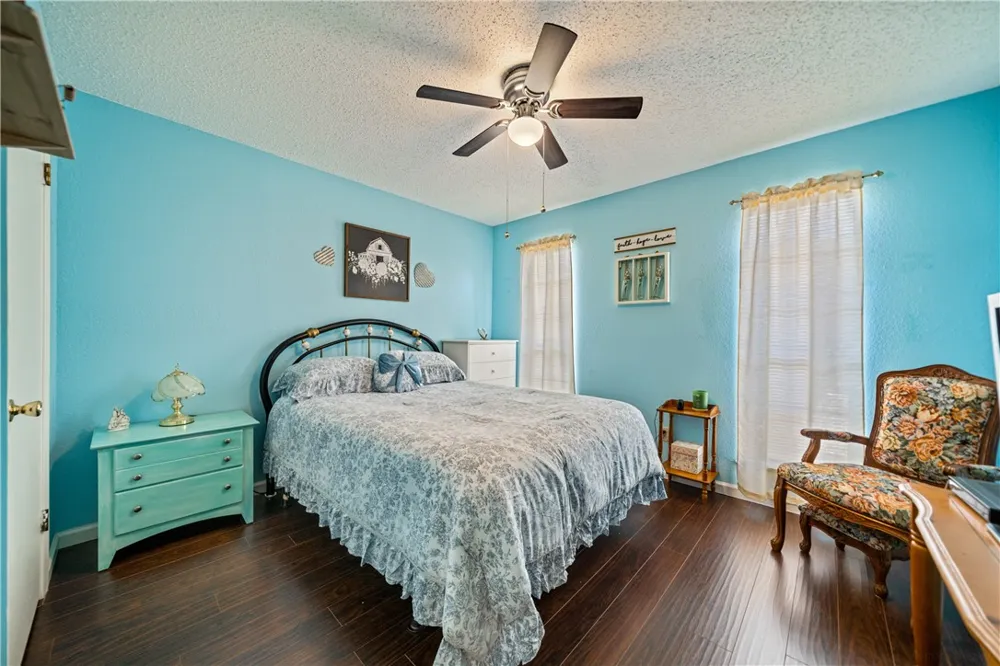 1818 Rodd Field #I5 Corpus Christi, TX 78412