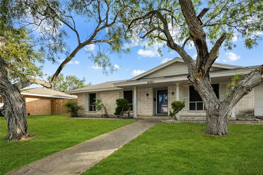 4301 Killarmet Corpus Christi, TX 78413