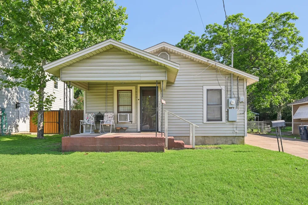 2509 Bird Street Fort Worth, TX 76111