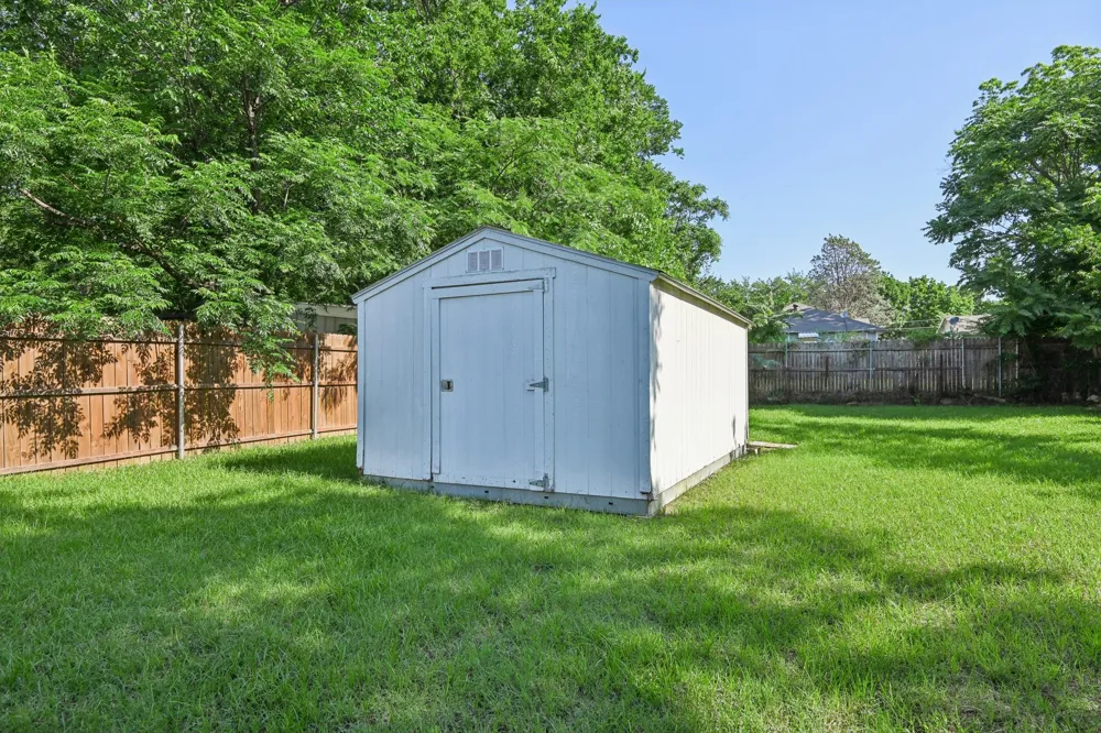 2509 Bird Street Fort Worth, TX 76111