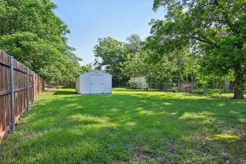 2509 Bird Street Fort Worth, TX 76111