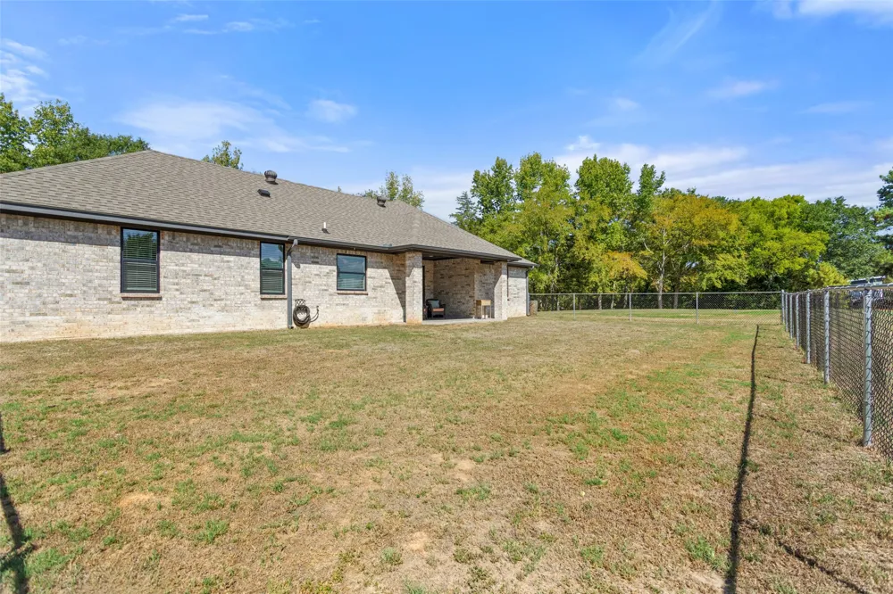 129 County Road 4847 Winnsboro, TX 75494