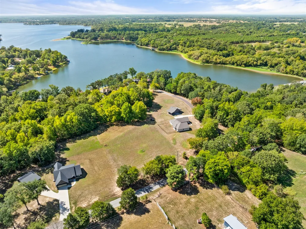 129 County Road 4847 Winnsboro, TX 75494