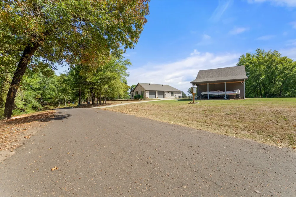 129 County Road 4847 Winnsboro, TX 75494