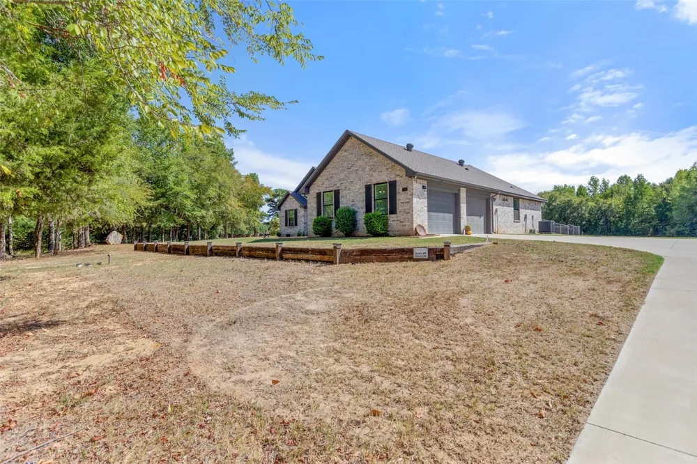 129 County Road 4847 Winnsboro, TX 75494