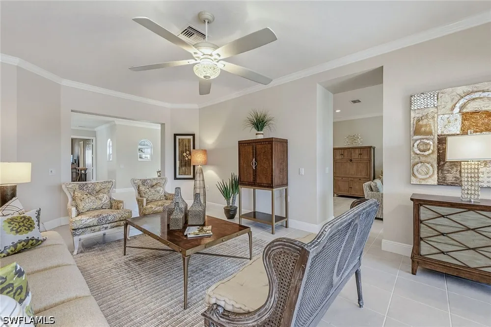 Tesoro Lane #203 Naples, FL 34114