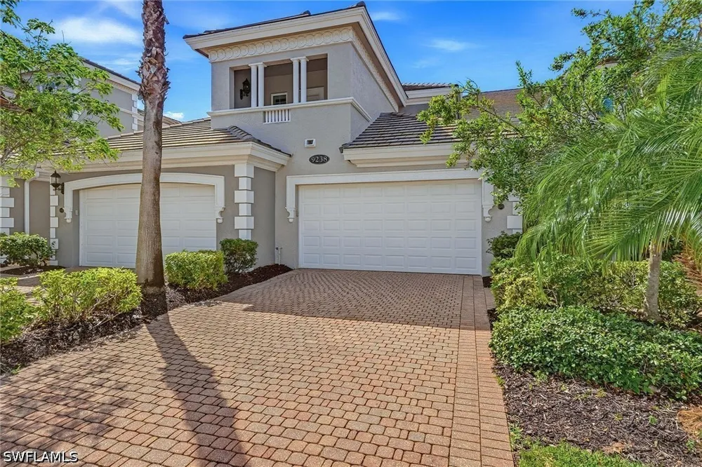 Tesoro Lane #203 Naples, FL 34114