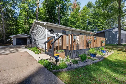 6633 Birchshore Drive