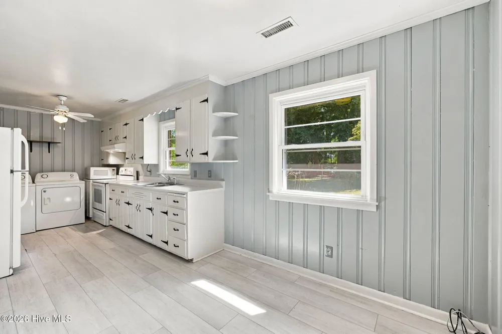 232 Wood Dale Drive Wilmington, NC 28403