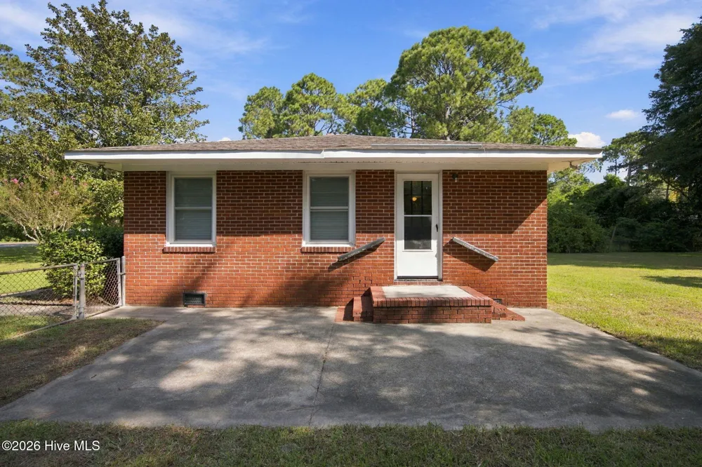 232 Wood Dale Drive Wilmington, NC 28403