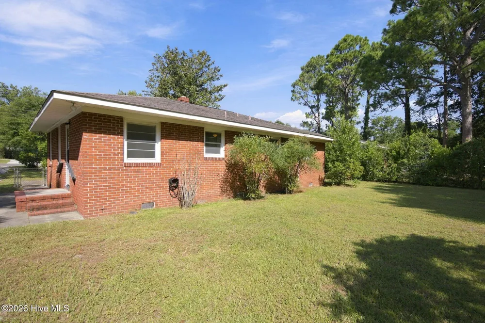 232 Wood Dale Drive Wilmington, NC 28403