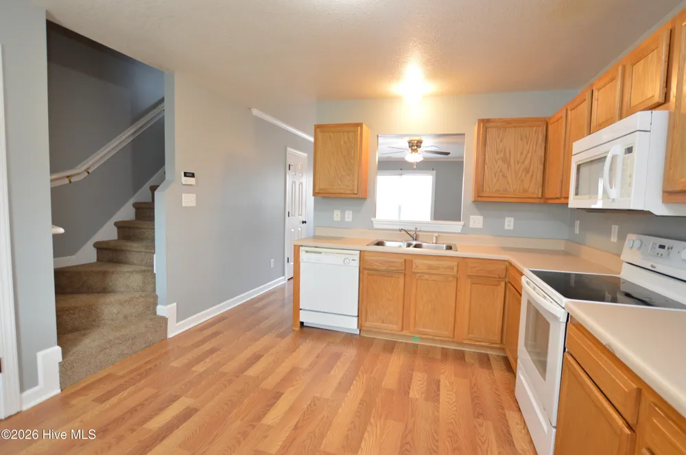 905 Springwood Drive Jacksonville, NC 28546