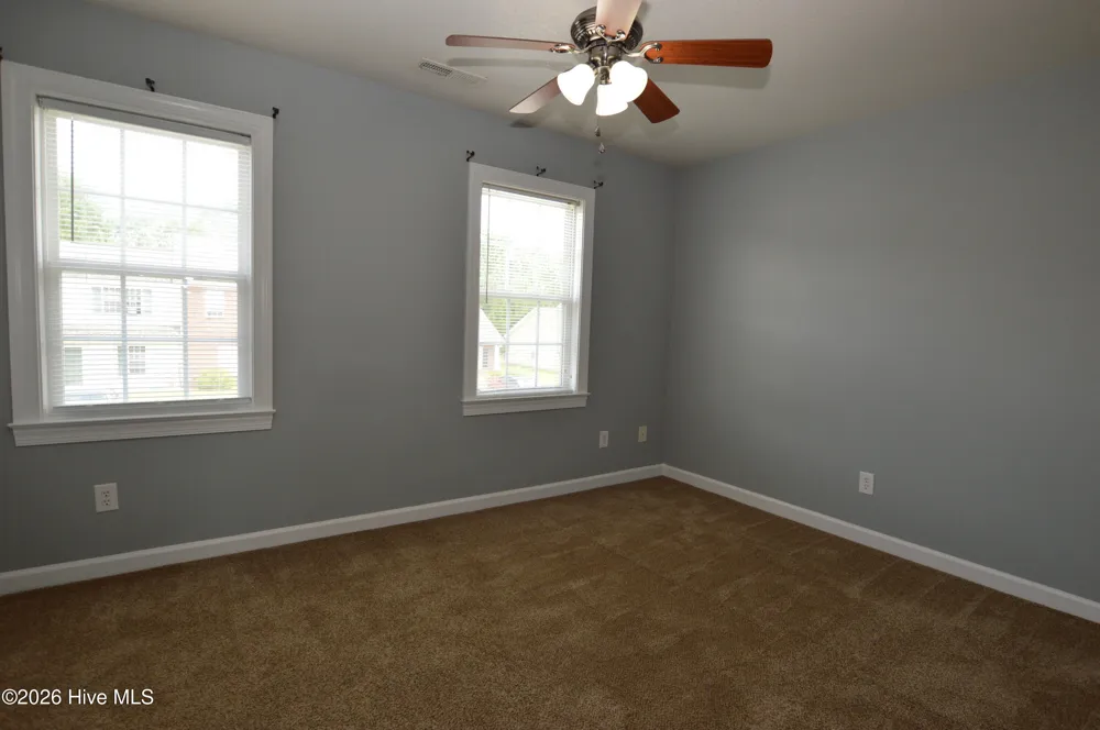 905 Springwood Drive Jacksonville, NC 28546
