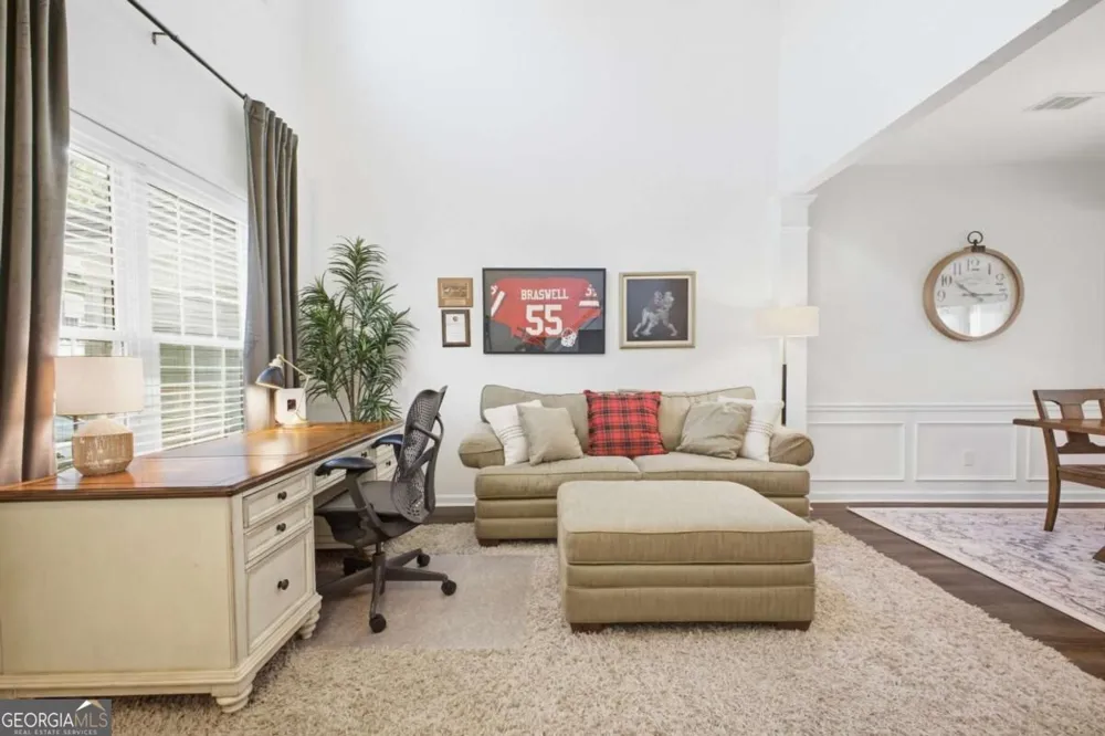 202 Kenninghall LN SE Smyrna, GA 30082