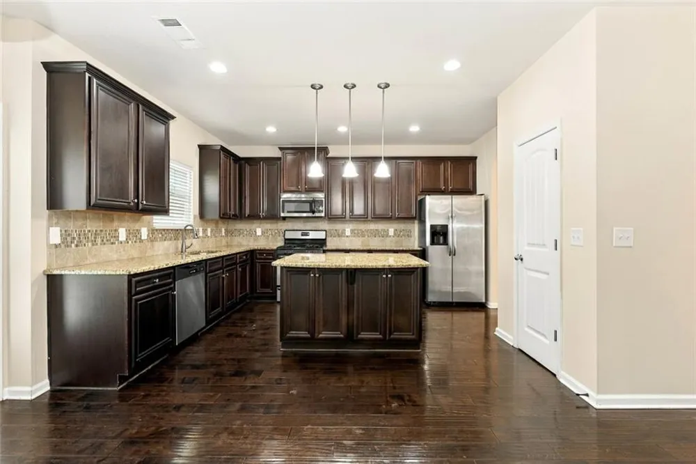 7505 Bowhead Court Fairburn, GA 30213