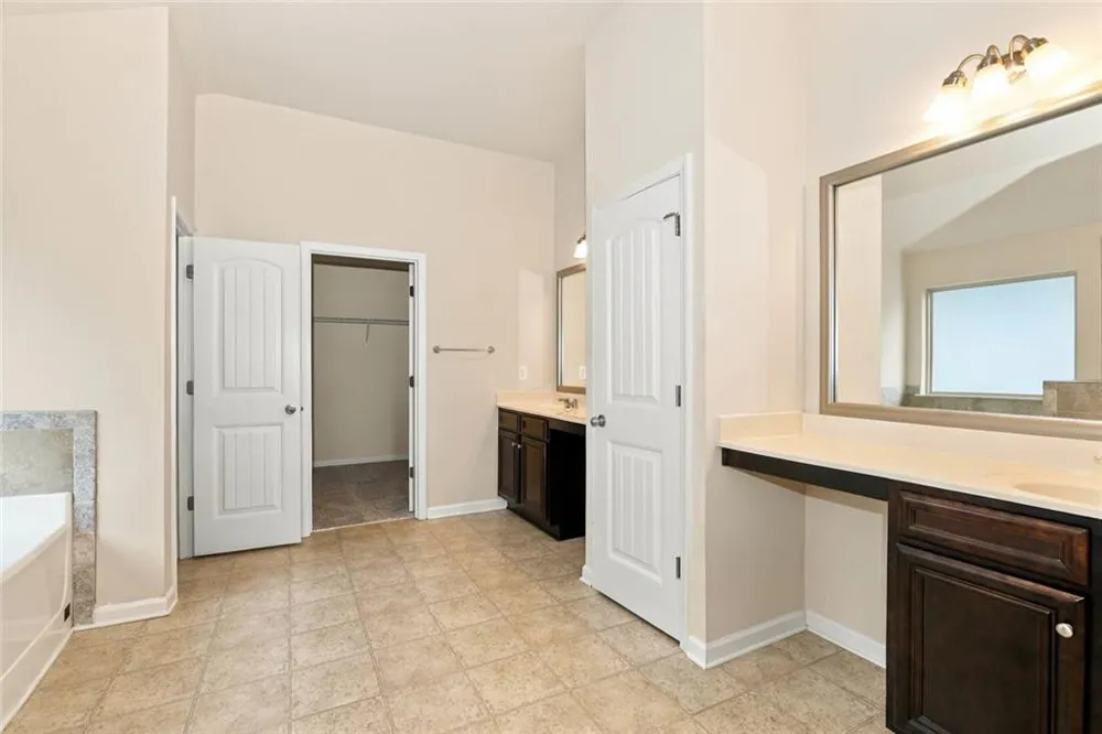 7505 Bowhead Court Fairburn, GA 30213
