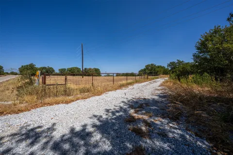 1714 County Road 1886