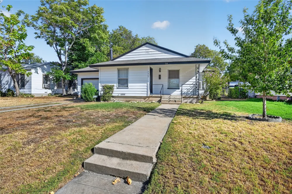 7420 Arlie Avenue Fort Worth, TX 76116