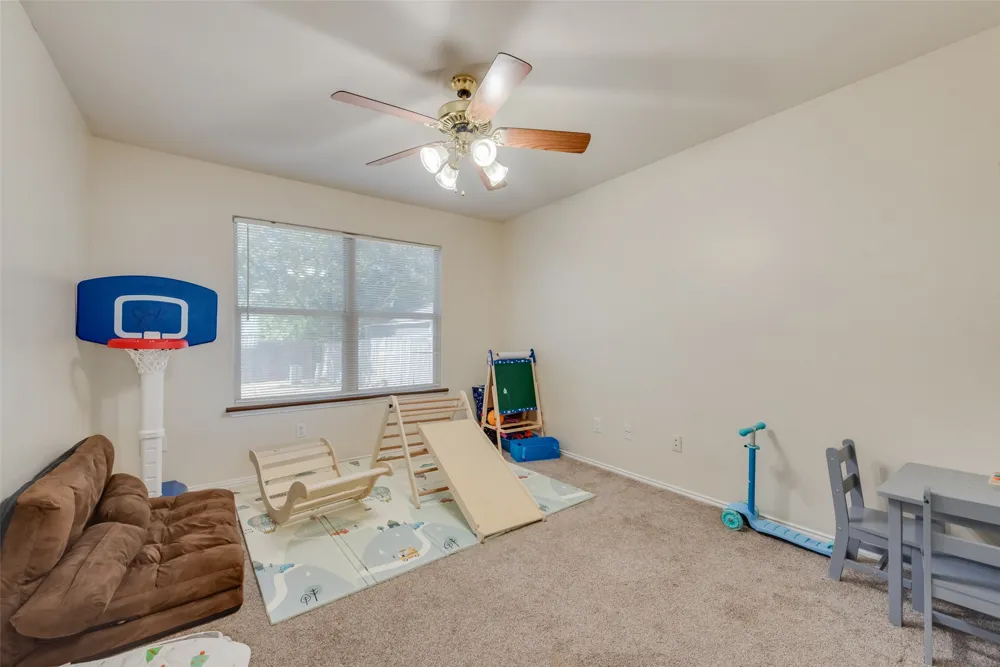 13529 Lost Spurs Road Fort Worth, TX 76262
