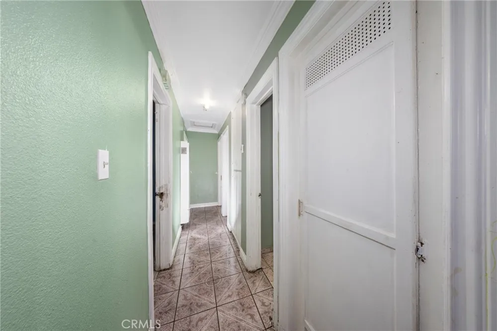 1047 Calaveras Avenue Ontario, CA 91764