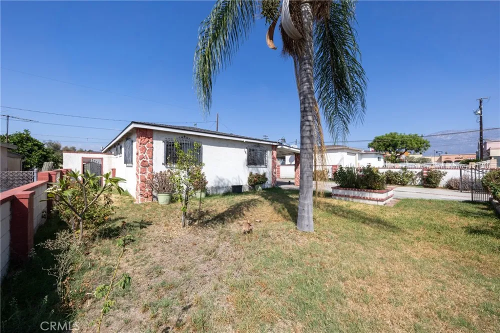 1047 Calaveras Avenue Ontario, CA 91764